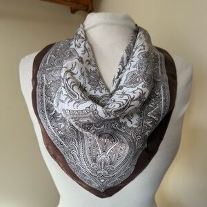 Liberty of London Paisley Scarf in Brown and White‎
